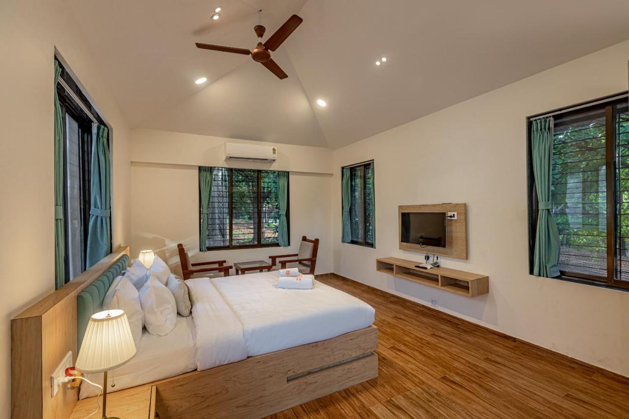 Saffronstays Riverfront Manor, 5-Bdr Pool Villa By Pej River Karjat Esterno foto