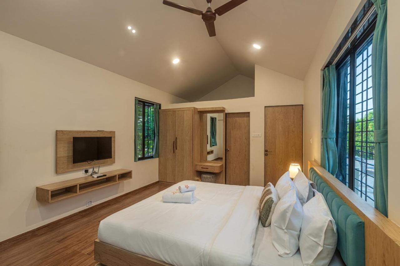 Saffronstays Riverfront Manor, 5-Bdr Pool Villa By Pej River Karjat Esterno foto