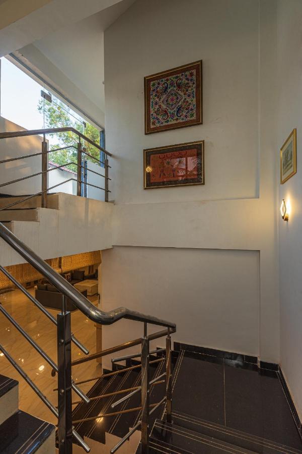Saffronstays Riverfront Manor, 5-Bdr Pool Villa By Pej River Karjat Esterno foto